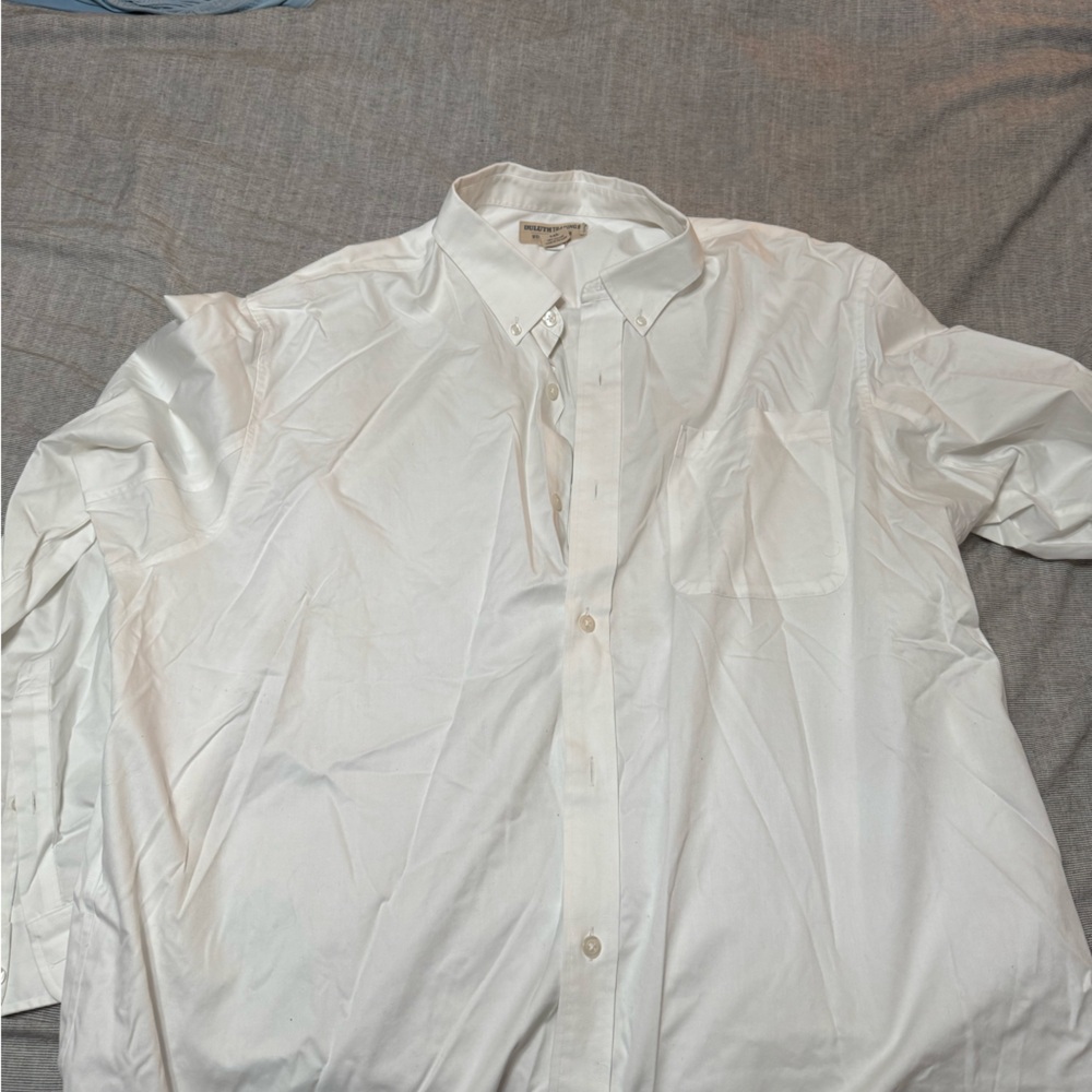 Duluth Trading Co White Casual Button Down Shirt